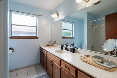 405 Brookhollow Drive, Pflugerville, TX 78660 - Photo 17