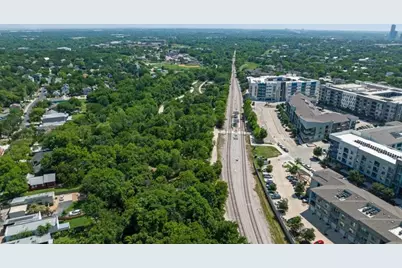 2907 E Martin Luther King Jr Boulevard, Austin, TX 78702 - Photo 3