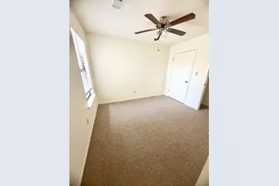 728 W San Antonio Street #108 A, Lockhart, TX 78644 - Photo 9