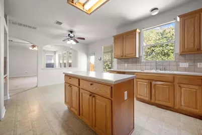 10005 Mount Rainier Drive, Austin, TX 78747 - Photo 13