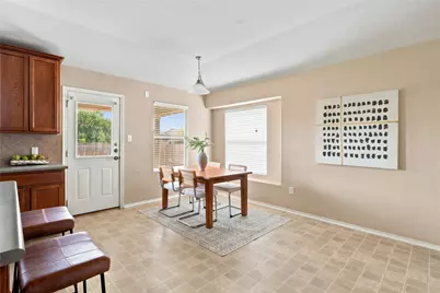 405 Bandara Woods Boulevard, Elgin, TX 78621 - Photo 15