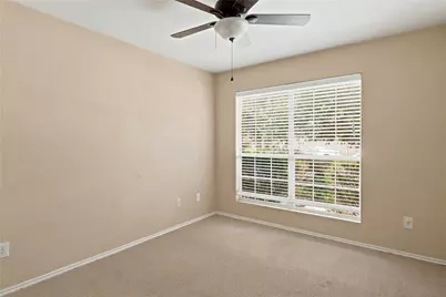 405 Bandara Woods Boulevard, Elgin, TX 78621 - Photo 23