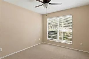 405 Bandara Woods Blvd, Elgin, TX 78621 - Photo 23