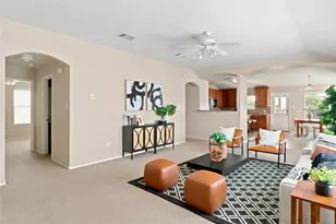 405 Bandara Woods Blvd, Elgin, TX 78621 - Photo 5
