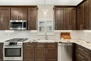 407 Olympia Fields St, Meadowlakes, TX 78654 - Photo 11