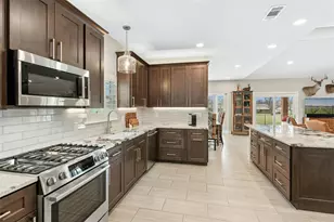 407 Olympia Fields St, Meadowlakes, TX 78654 - Photo 9