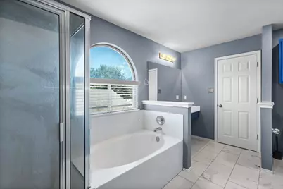 206 Killian Loop, Hutto, TX 78634 - Photo 19