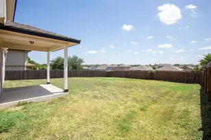 206 Killian Loop, Hutto, TX 78634 - Photo 31