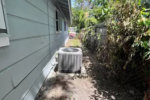 6003 Cameron Rd, Austin, TX 78723 - Photo 15