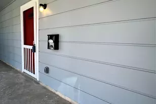 6003 Cameron Rd, Austin, TX 78723 - Photo 3