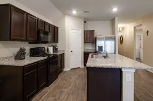 928 Adler Way, San Marcos, TX 78666 - Photo 5