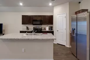 928 Adler Way, San Marcos, TX 78666 - Photo 5