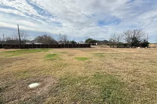 107 Owen Cir, Georgetown, TX 78626 - Photo 13