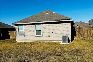 18501 Quiet Range Dr, Elgin, TX 78621 - Photo 29