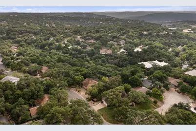 8910 Wildridge Drive, Austin, TX 78759 - Photo 11