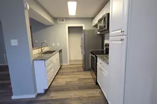 5808 Wellington Dr, Austin, TX 78723 - Photo 11