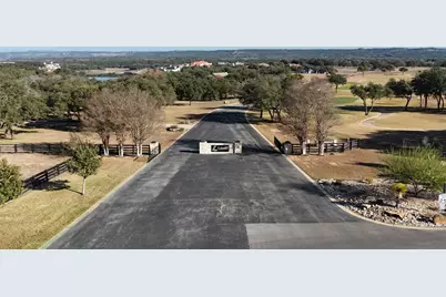 3517 Kahala Sunset Drive, Spicewood, TX 78669 - Photo 3