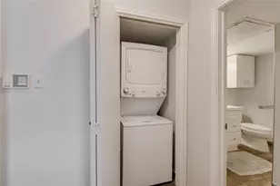 1601 Faro Dr, Austin, TX 78741 - Photo 7