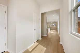 109 Knockout Rose Dr, San Marcos, TX 78666 - Photo 7