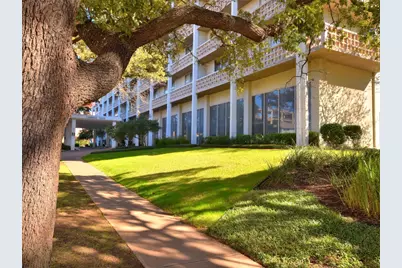 1801 Lavaca Street #2D, Austin, TX 78701 - Photo 19