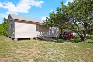 2110 Co Rd 285, Liberty Hill, TX 78642 - Photo 29