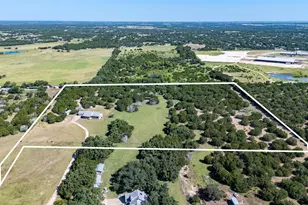 2110 Co Rd 285, Liberty Hill, TX 78642 - Photo 37