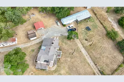 109 Wayside Drive, Elgin, TX 78621 - Photo 27