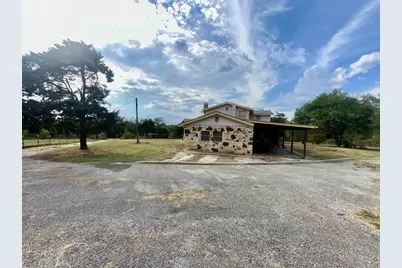 109 Wayside Drive, Elgin, TX 78621 - Photo 19