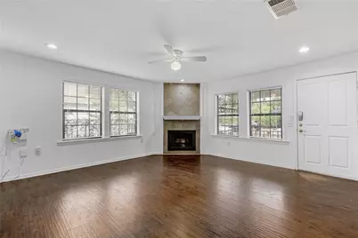 1105 E 3rd Street #A, Austin, TX 78702 - Photo 9