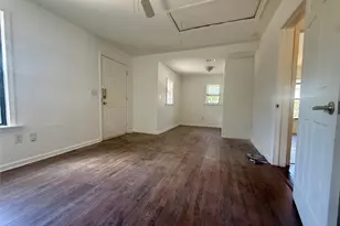 1105 E 3rd St, Austin, TX 78702 - Photo 17