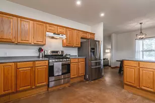 2551 Spring Valley Dr, Dripping Springs, TX 78620 - Photo 9