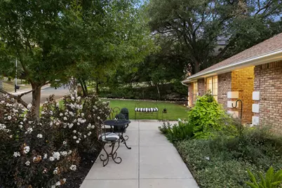 1709 Crested Butte Drive, Austin, TX 78746 - Photo 17