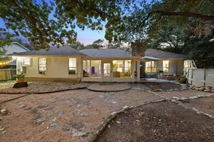 1709 Crested Butte Dr, Austin, TX 78746 - Photo 33