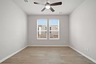 1009 Calendula Trl, Georgetown, TX 78628 - Photo 11