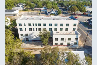 607 Lyons Avenue, Schulenburg, TX 78956 - Photo 11