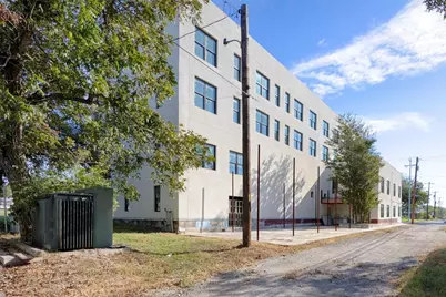 607 Lyons Avenue, Schulenburg, TX 78956 - Photo 27