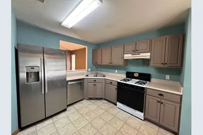 207 Wilderness Trail, Elgin, TX 78621 - Photo 3