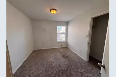 207 Wilderness Trail, Elgin, TX 78621 - Photo 17