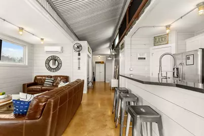 9035 Fm 725, Mcqueeney, TX 78123 - Photo 5