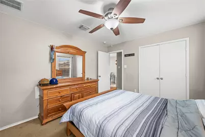 715 Estes Park, Taylor, TX 76574 - Photo 21