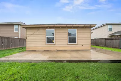 715 Estes Park, Taylor, TX 76574 - Photo 25
