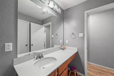 715 Estes Park, Taylor, TX 76574 - Photo 13
