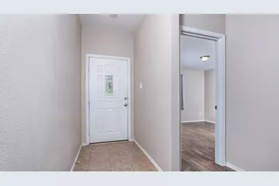 257 Lake Washington Drive, Kyle, TX 78640 - Photo 5