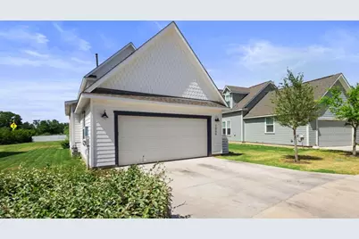 1066 Twain Street, Driftwood, TX 78619 - Photo 15