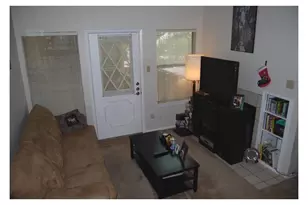 806 W 24th St, Austin, TX 78705 - Photo 3