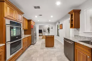 10710 Bayridge Cove, Austin, TX 78759 - Photo 9