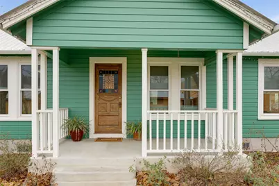 707 Bishop Street, Smithville, TX 78957 - Photo 3