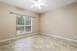 230 Cedar Hills Dr, Elgin, TX 78621 - Photo 17