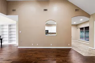 230 Cedar Hills Dr, Elgin, TX 78621 - Photo 7