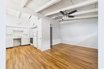 2404 Longview Street #206, Austin, TX 78705 - Photo 15